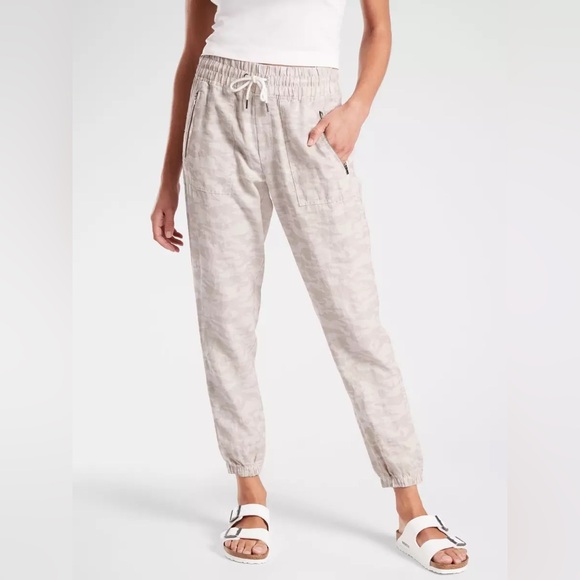 Athleta Pants - ATHLETA Cabo Tide Linen Jogger. Cream Camo. Size 6T